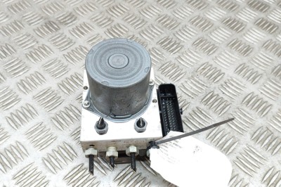 Pompa ABS VOLVO XC40 536 2021 OEM: 32281471,0265294611,2265106582,0265956554 25575683 foto