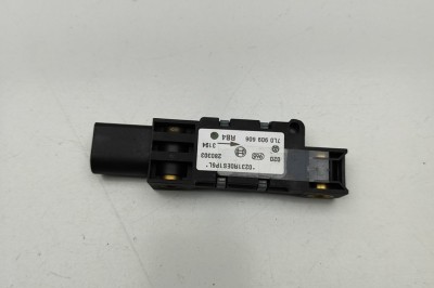 Senzor de impact dreapta față VW TOUAREG 7LA, 7L6, 7L7 2003 OEM: 7L0909606 29439129 foto