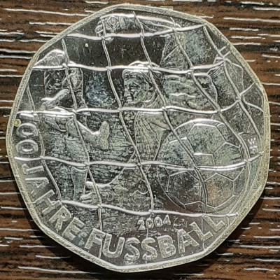 (A1002) MONEDA DIN ARGINT AUSTRIA - 5 EURO 2004, 100 ANI FOTBAL foto