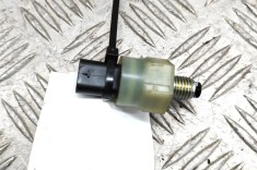 Senzor de presiune ulei VOLVO XC40 536 2020 OEM: 32242805 24693398