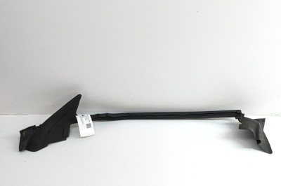 Garnitura de cauciuc ușă dreapta față AUDI E-TRON GT 2022 OEM: 4J3837392A 30763732 foto