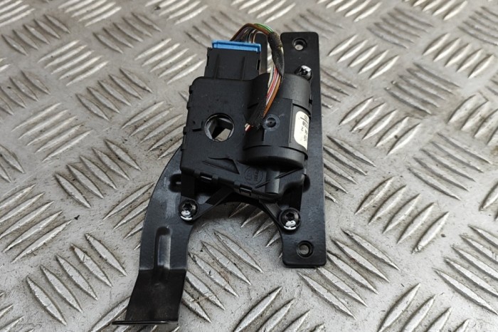Alt modul de control VW BEETLE Cabrio 1Y7 2005 OEM: 1Y0959311A 31539564