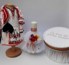 Set Botez Traditional Marina 7 - 3 piese Botez Traditional : costumas, lumanare si cutie foto