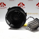 Cumpara ieftin Ventilator habitaclu Opel Zafira 2008