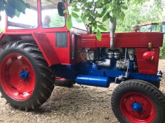 Tractor U650 (Reconditionat total) foto