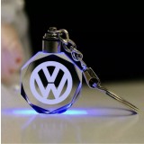 Breloc auto din cristal cu LED - Logo VW