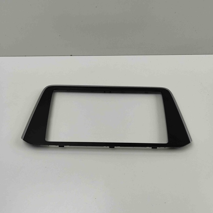 Ornament capac ecran navigație VW T-ROC A11 2023 OEM: 2GA858418 30431337