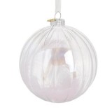 Ornament Brad de Craciun Glob din Sticla Transparenta cu Dunga Reliefata &amp; Pana &Oslash;10cm, CMCLASS