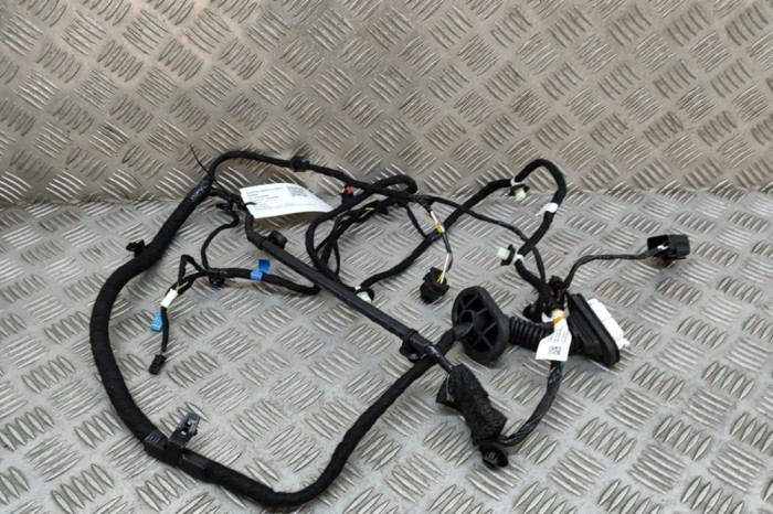 Cablaj ușă dreapta spate TESLA MODEL Y 2023 OEM: 1489054-00-E 26302087