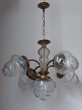 Cumpara ieftin Candelabru antic Art Nouveau, din bronz, abajururi din cristal gravat, 5 brate, Lustre