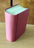 Biblia sau Sf&acirc;nta Scriptură (1948) tipărită de pastorul Richard Wurmbrand pe h&acirc;rtie de ziar