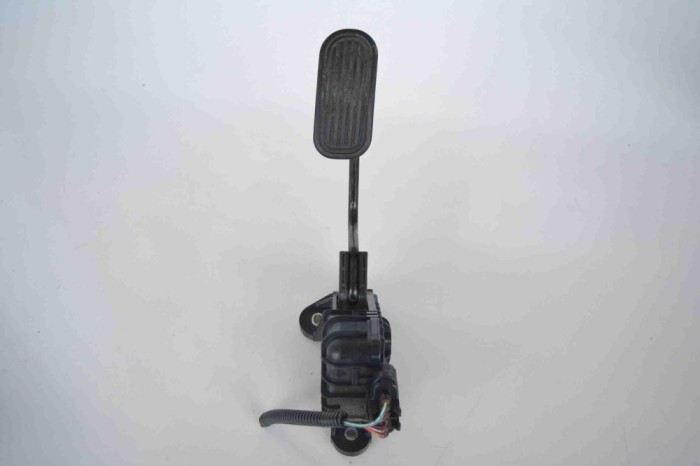 Pedala de accelerație LEXUS RX _U3_ 2004 OEM: 78120-48070198800-3040 1639145