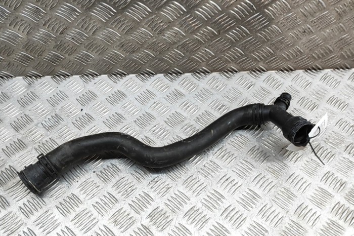 Furtun de lichid de răcire AUDI A5 Sportback F5A 2019 OEM: 8W0122101B,8W0122293A 29795586