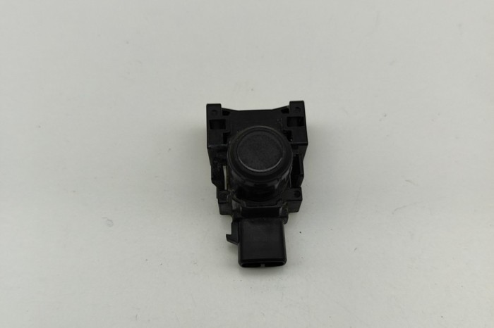 Senzor de parcare spate MAZDA CX-5 KF 2022 OEM: KD47-67UC1 30762449