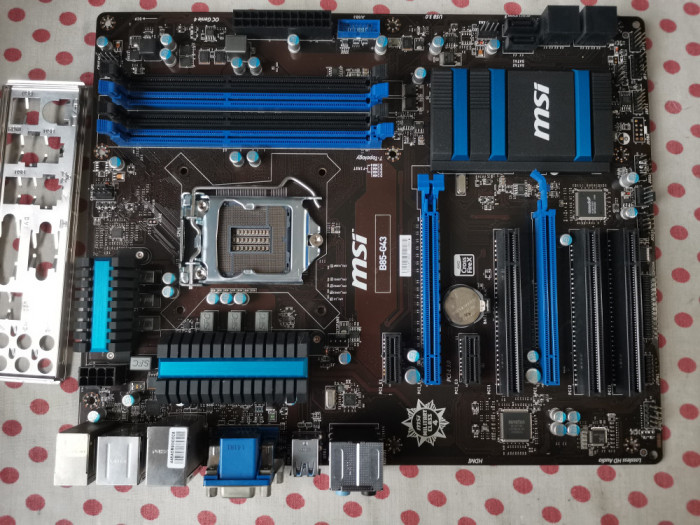 Placa de baza MSI B85-G43 socket 1150.