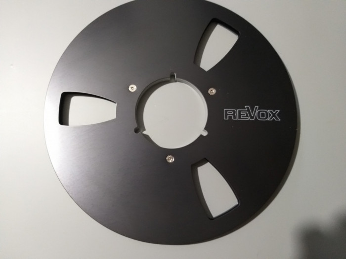 Revox-Rola metal 26,5 cm NAB, neagra, fara banda in cutie carton, excelenta