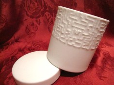 BOMBONIERA / DOZA PORTELAN MAT ROSENTHAL STUDIO LINIE DESIGN CUNO FISHER 12 CM ANUL 1961