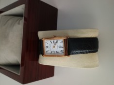 Vand ceas de dama, stare foarte buna, original, superb, se ofera si o cutie cadou!! EDITIE LIMITATA!!