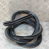 Garnitura Usa Dreapta Spate Audi Q3 8U (2011-2018) 8U0833721A OEM Cromata