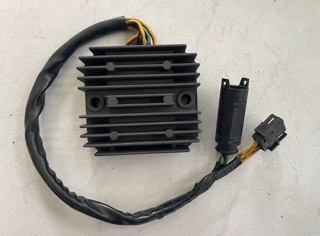 Releu incarcare SH541G-12 BMW F 650 CS F 650 GS F 800 R G 650