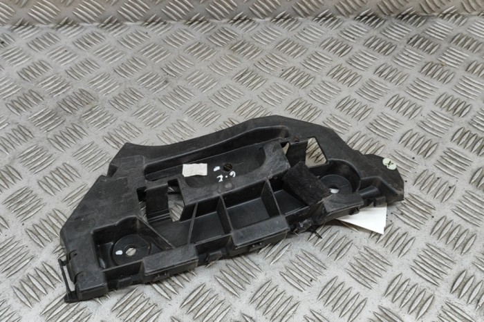 Suport bara de protecție st&acirc;nga spate PORSCHE CAYENNE 9Y0/9Y3 2019 OEM: 9Y0807405C 30621082