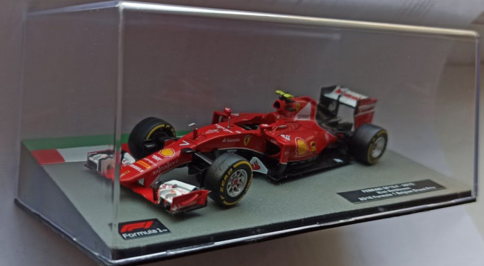 Macheta Ferrari SF15-T Kimi Raikkonnen Formula 1 2015 - IXO/Altaya 1/43 F1