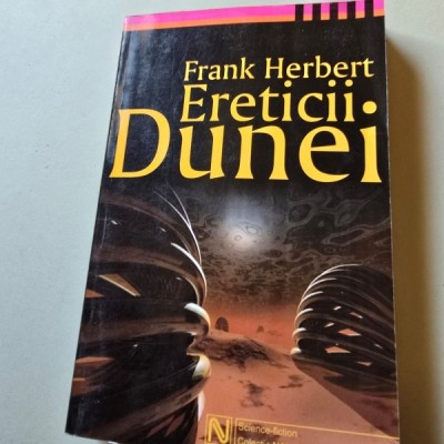 ERETICII DUNEI - FRANK HERBERT foto