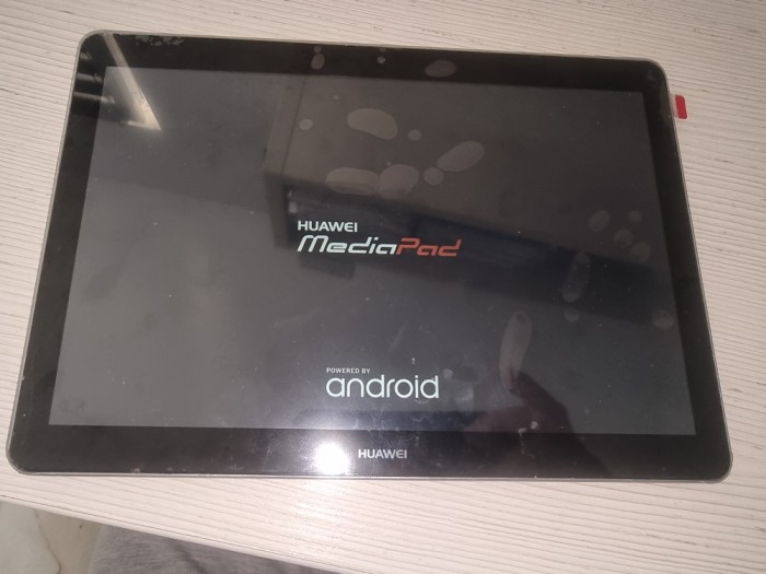 Tableta 4G Huawei MediaPAD T3 10 2gb/16GB Android7 Livrare gratuita!