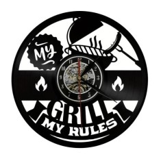 Ceas de Perete Decorativ &ldquo;King of the Grill&rdquo;, din Disc Vinil Reciclat, Design BBQ și Grătar, Negru, Mecanism Silențios (Sweep), 30 cm