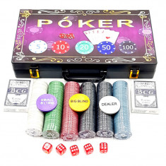 Set Poker, 300 chips, 2 pachete de carti, 5 zaruri, servieta plastic inclusa