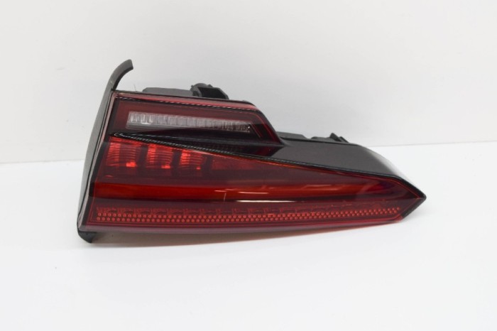 Lampa haion dreapta AUDI A4 8W2, B9 2018 OEM: 2SD012246,2SV012247-26,8W5945094H 11432678
