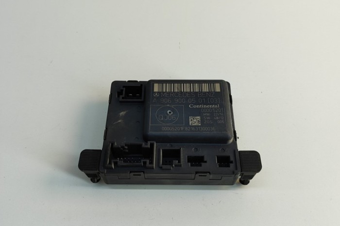 Modul de control ușă st&acirc;nga față MERCEDES-BENZ SPRINTER 3,5-t Van 906 2007 OEM: A9069000501 | 28446585