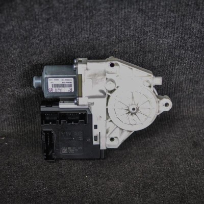 Motor macara geam ușă dreapta față VW TIGUAN 5N_ 2012 OEM: 5N0959702F0130822467 2102797 foto