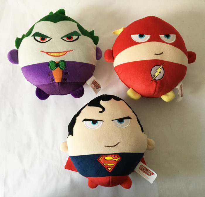 3 jucarii Justice League DC Comics Superman Joker Flash, plus