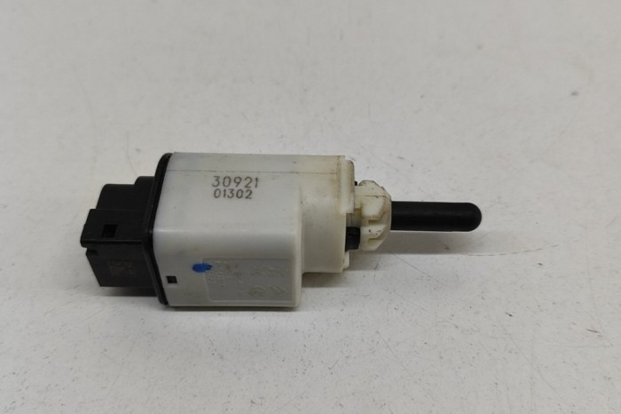 Senzor pedala de fr&acirc;nă PEUGEOT 2008 II 2021 OEM: 9813503180 28131575