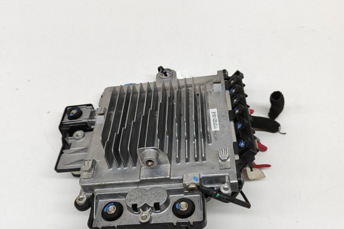 Alt modul de control TESLA MODEL X 2020 OEM: 1112379-01-J,1131021-00-E 29809634