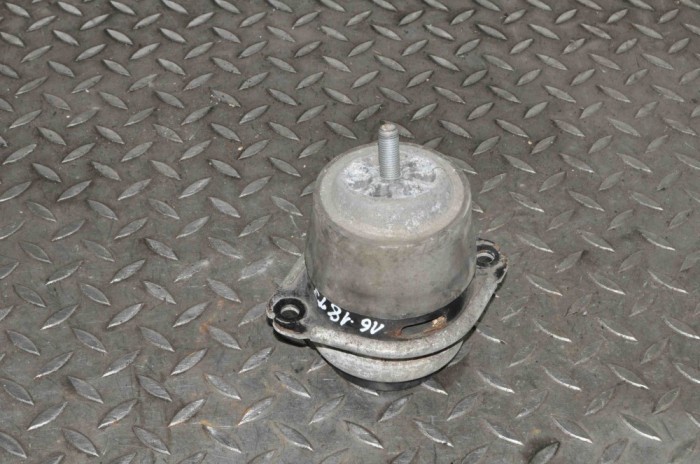 Suport motor dreapta VW TOUAREG 7LA, 7L6, 7L7 2006 OEM: 7L619913 11728813