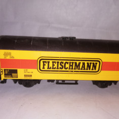 bnk jc Fleischmann - vagon frigorific - HO