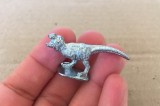 Cumpara ieftin Figurina dinozaur miniatura, metal, 4x1,5 cm, deosebit