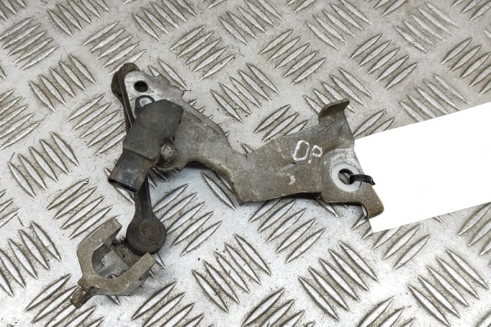 Senzor de nivel &icirc;nălțime dreapta față MERCEDES-BENZ GLE W167 2020 OEM: A0009059413,A1673205605 | 28363029