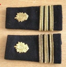 C2 13 - Grade militare - capitan geniu - piesa de colectie!