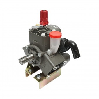 Pompa P-100 in 3 pistoane Z=6/8,4mm debit pentru erbicidator (compatibila model polonez) foto