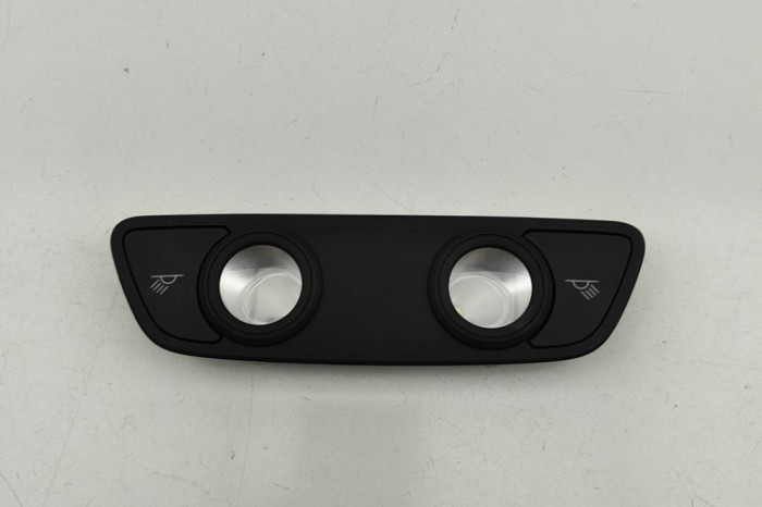 Iluminare interioară AUDI Q5 FY 2017 OEM: 80A947111 | 31798224