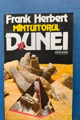 Frank Herbert-Mantuitorul Dunei foto