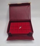 cutie cu cheie pentru monede piele ecologica 3 tavi catifea rosu cardinal vintage