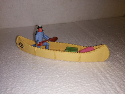 bnk jc Figurine de plastic - indian cu canoe - Timpo foto