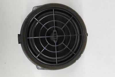 Difuzor ușă st&amp;acirc;nga spate AUDI Q5 8R 2015 OEM: 8R0035411 22292510 foto