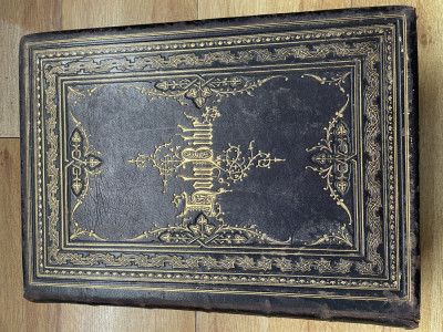 Biblia veche ,1873,engleza, 10.5 kg, 37.5 x 29 x 13 cm , Biblie foto