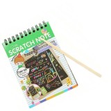 Cumpara ieftin Carnetel creativ verde 14.2 x 9.8 cm, Scratch, 12 planse razuibile, efect curcubeu, creion, desen, joaca si activitati educative