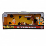 Cumpara ieftin Figurina metalica, Jada, Fred Flintstone si Flintmobill 1:32
